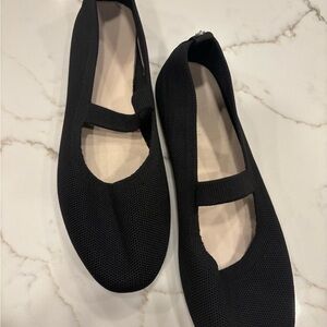 Danskin Black Women's Loafers